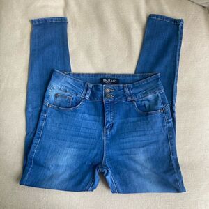 Enjean Juniors distress was skinny jeans